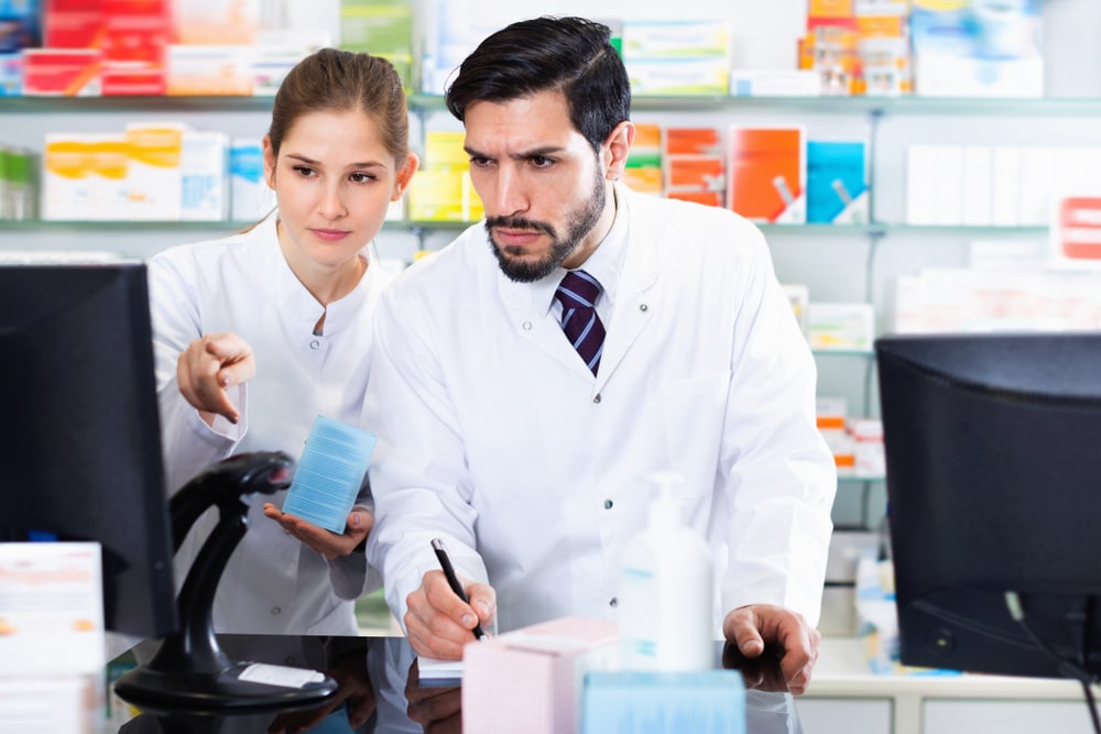pharmacists using software