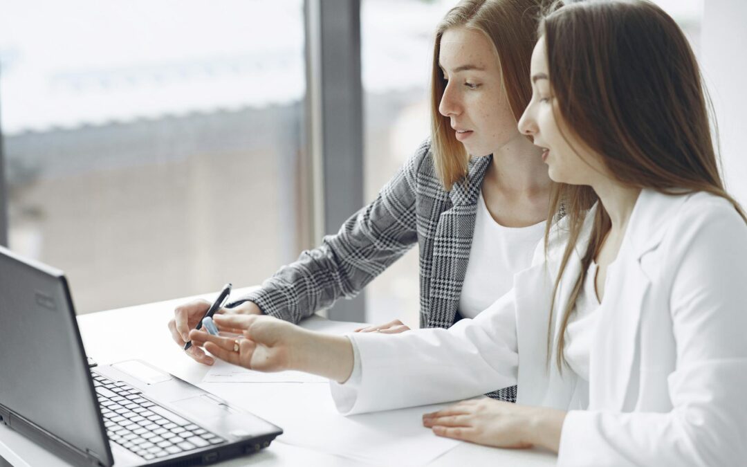 What are the most important factors to consider when choosing a pharmacy management system?